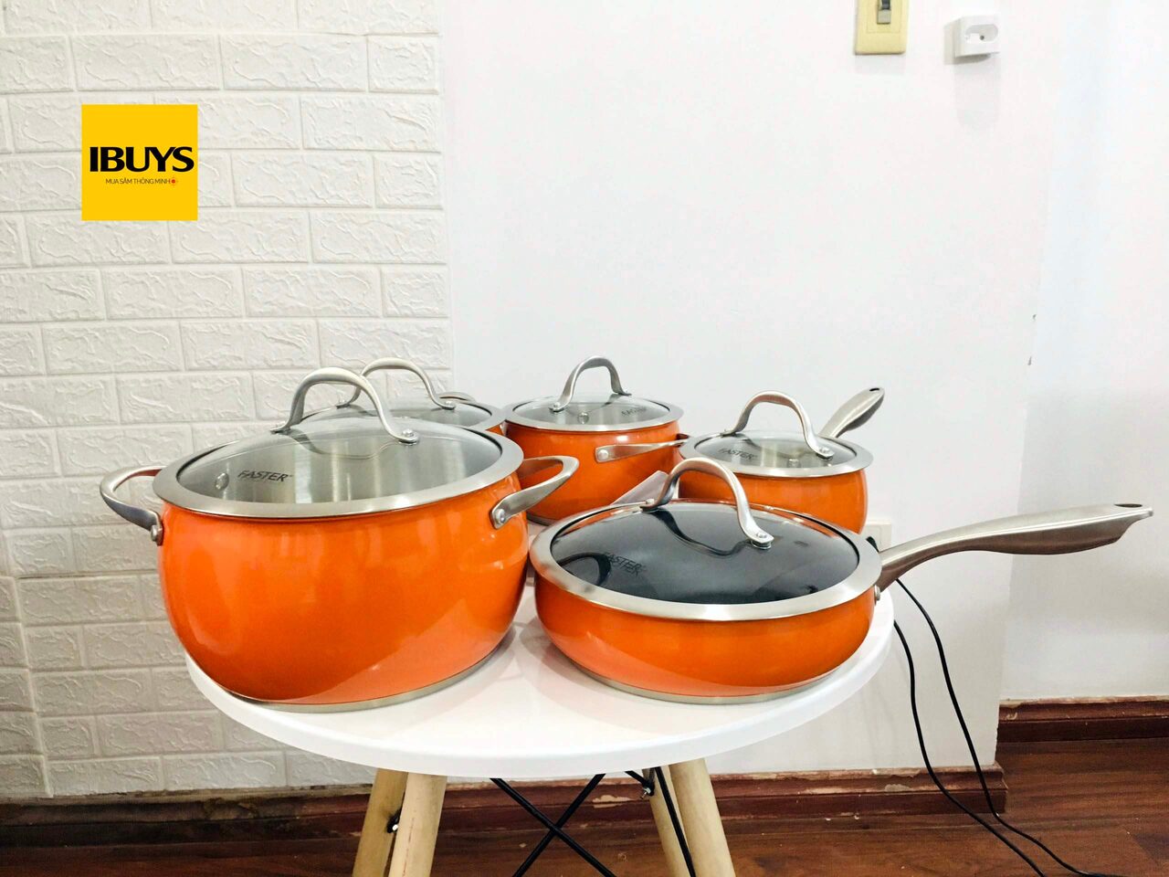 Bo noi Faster Luxury 555 2