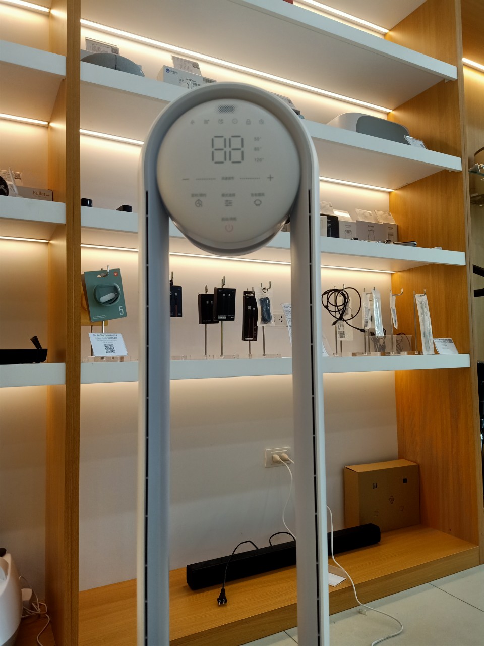 Quat khong canh Xiaomi Keahe A4 2