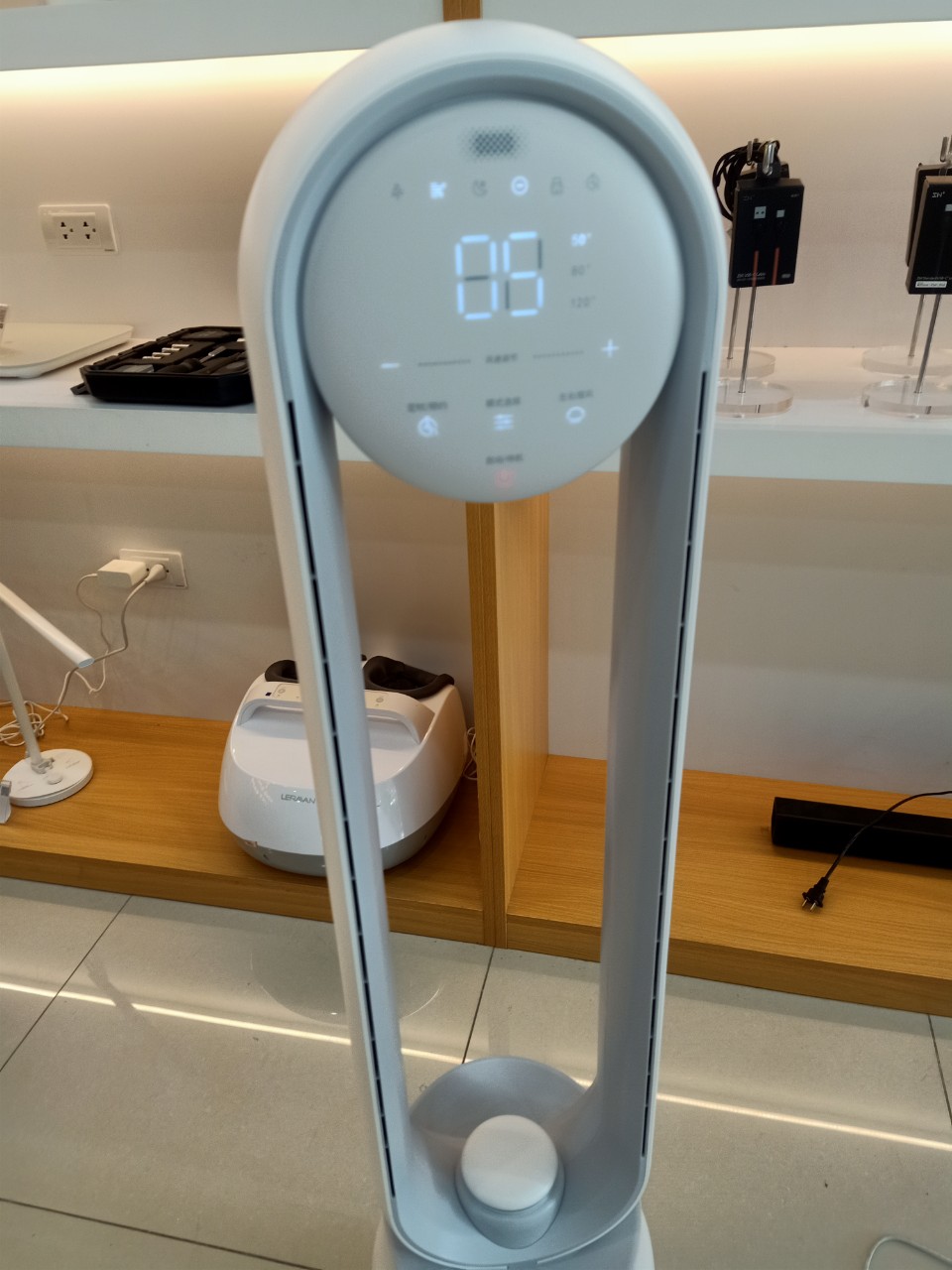 Quat khong canh Xiaomi Keahe A4 5