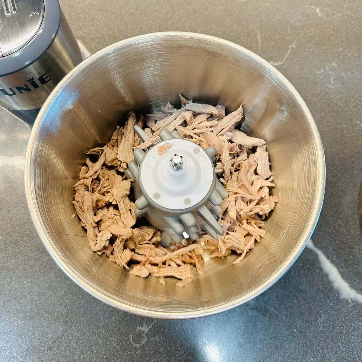 May xay thit UNIE UE 226 9