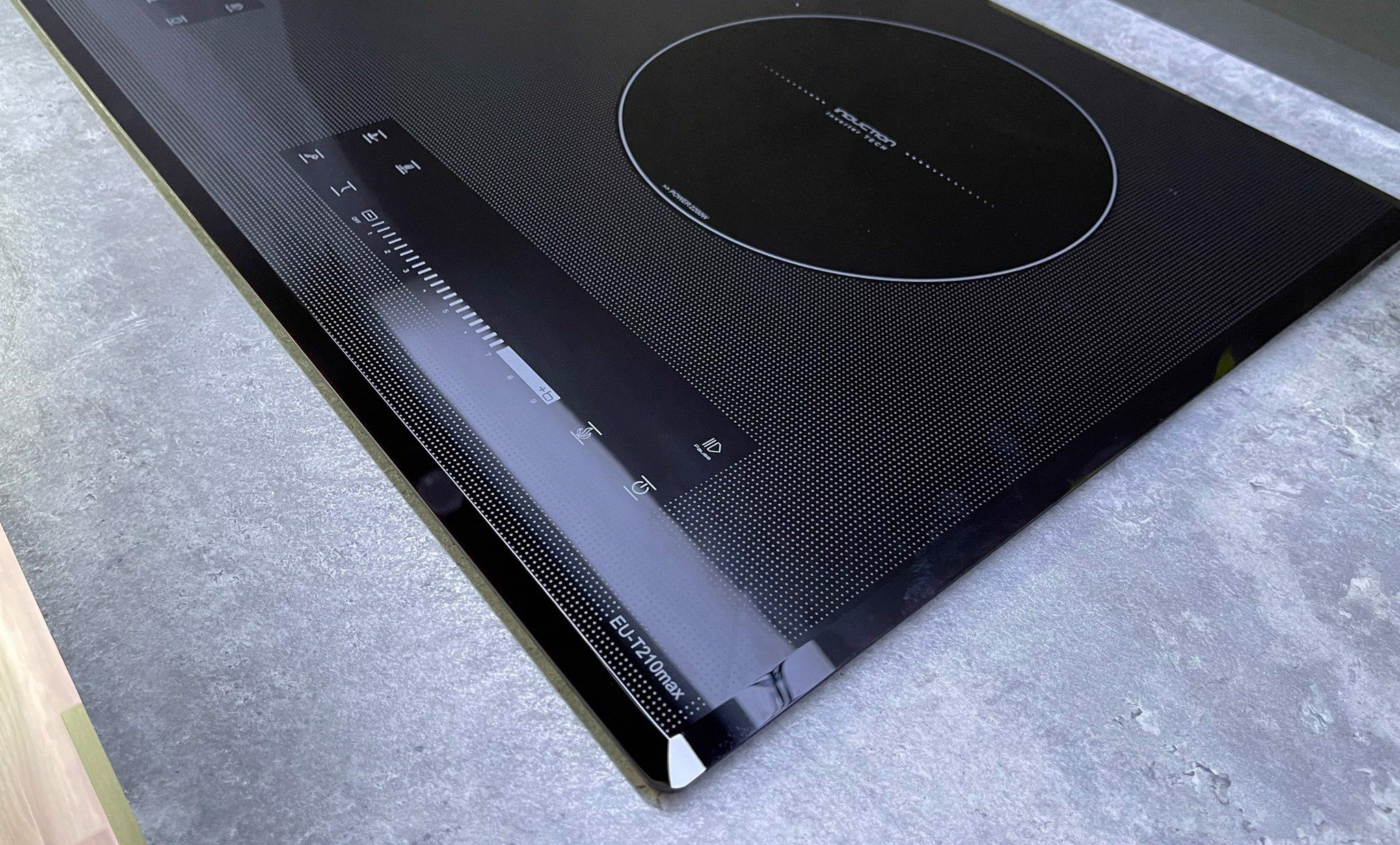 Bếp từ Eurosun EU-T210Max