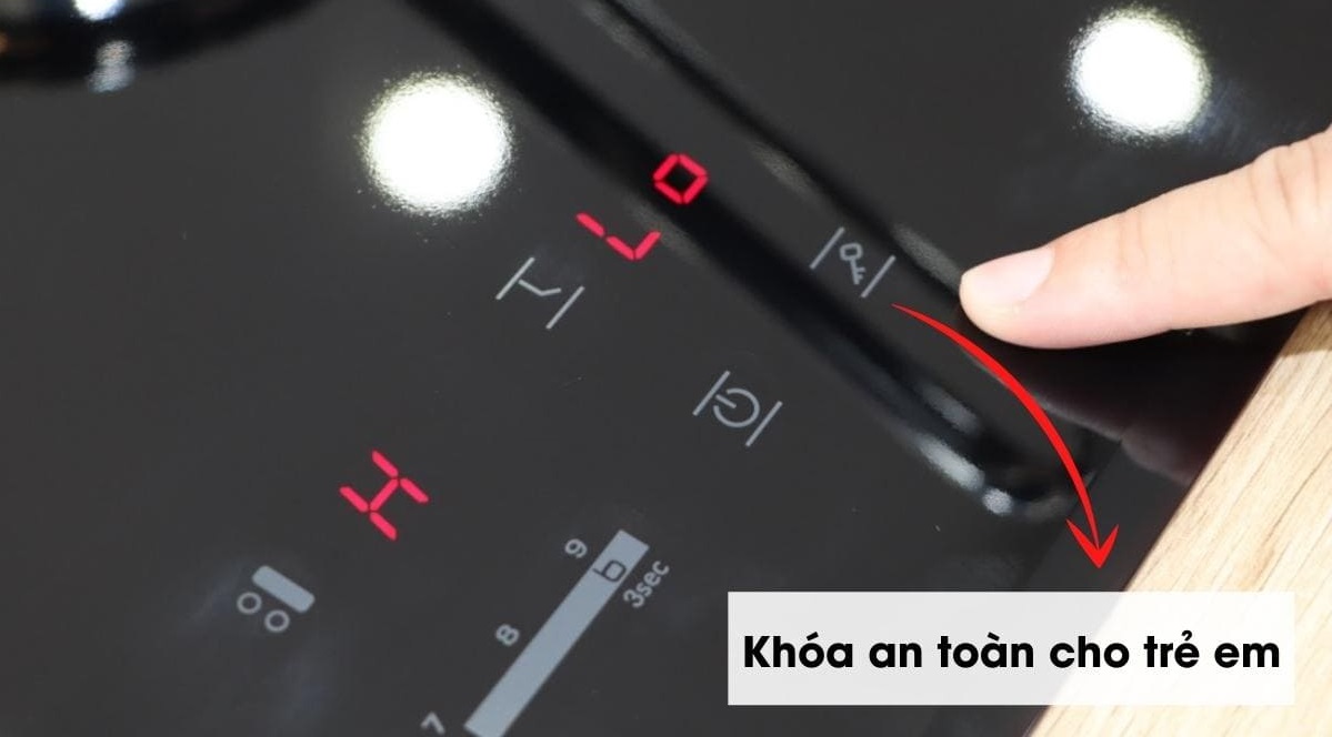 Bếp từ Eurosun EU-T705Plus