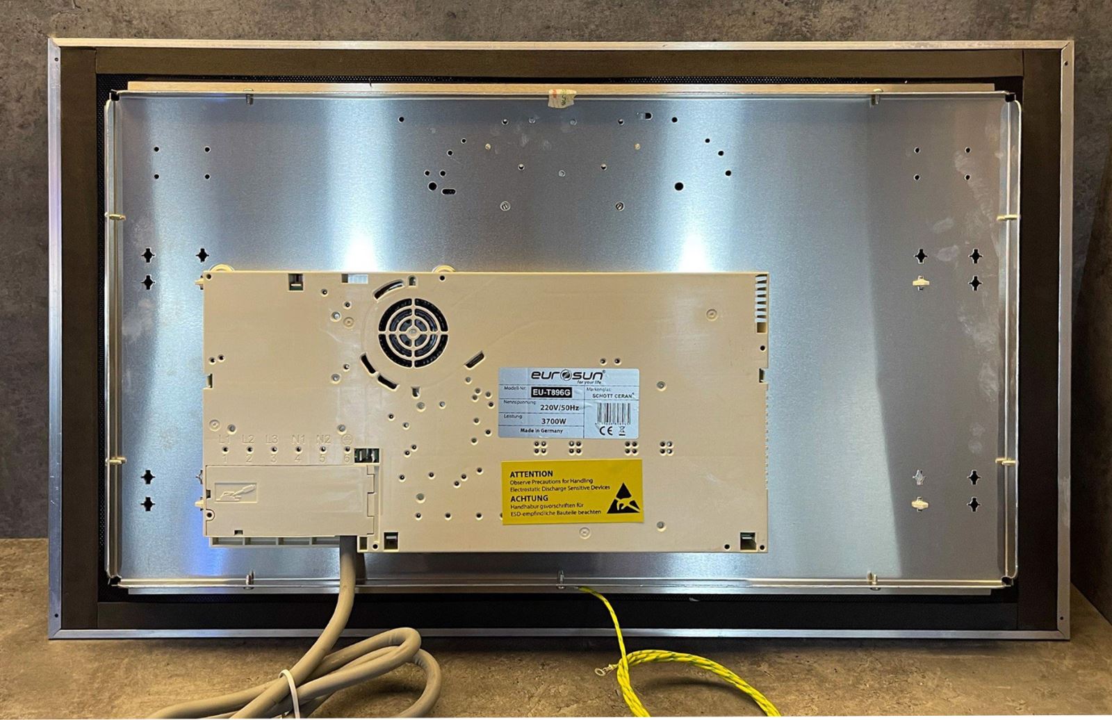 Bếp từ Eurosun EU-T896G