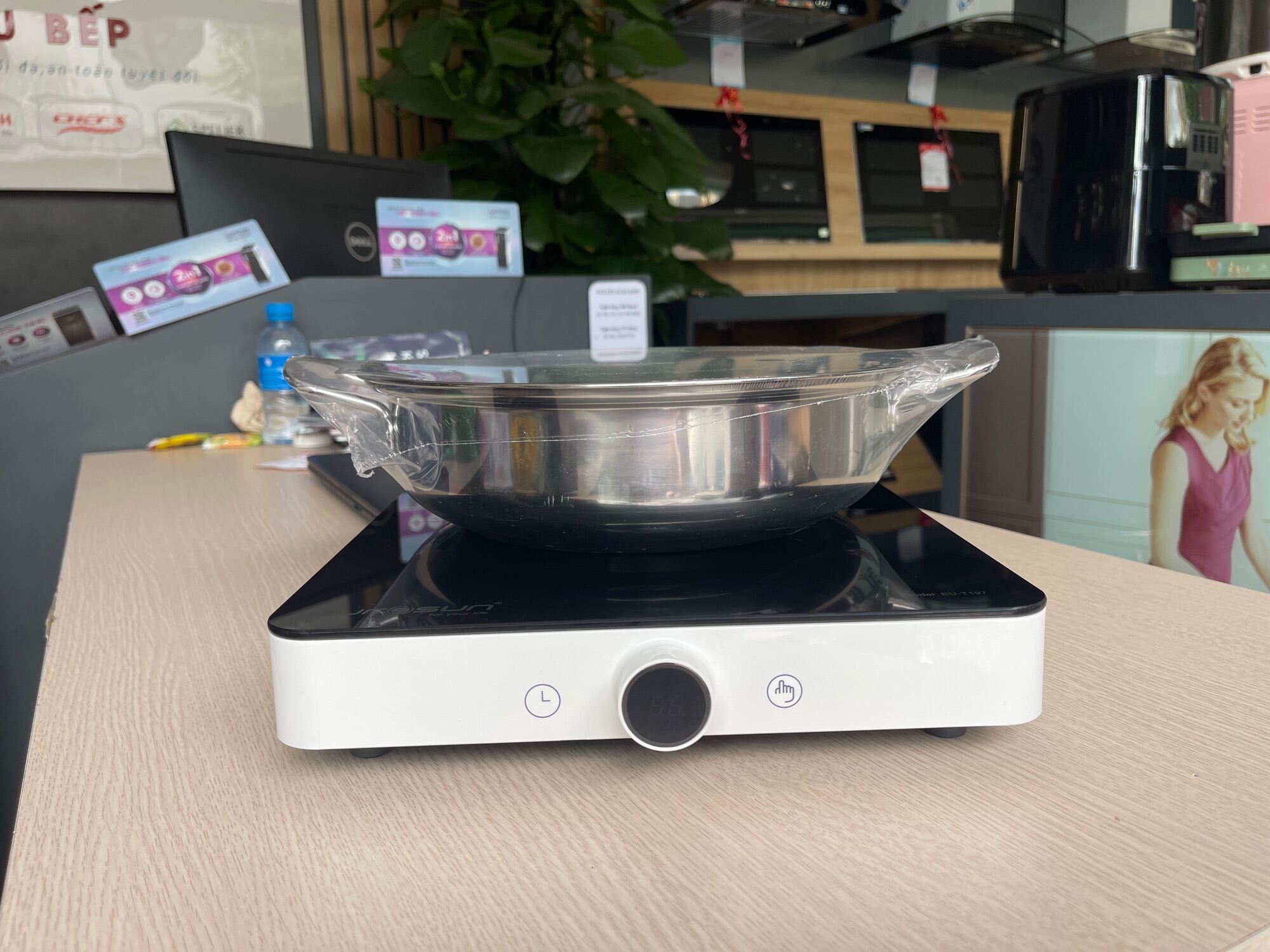 Bếp từ đơn Eurosun EU-T197