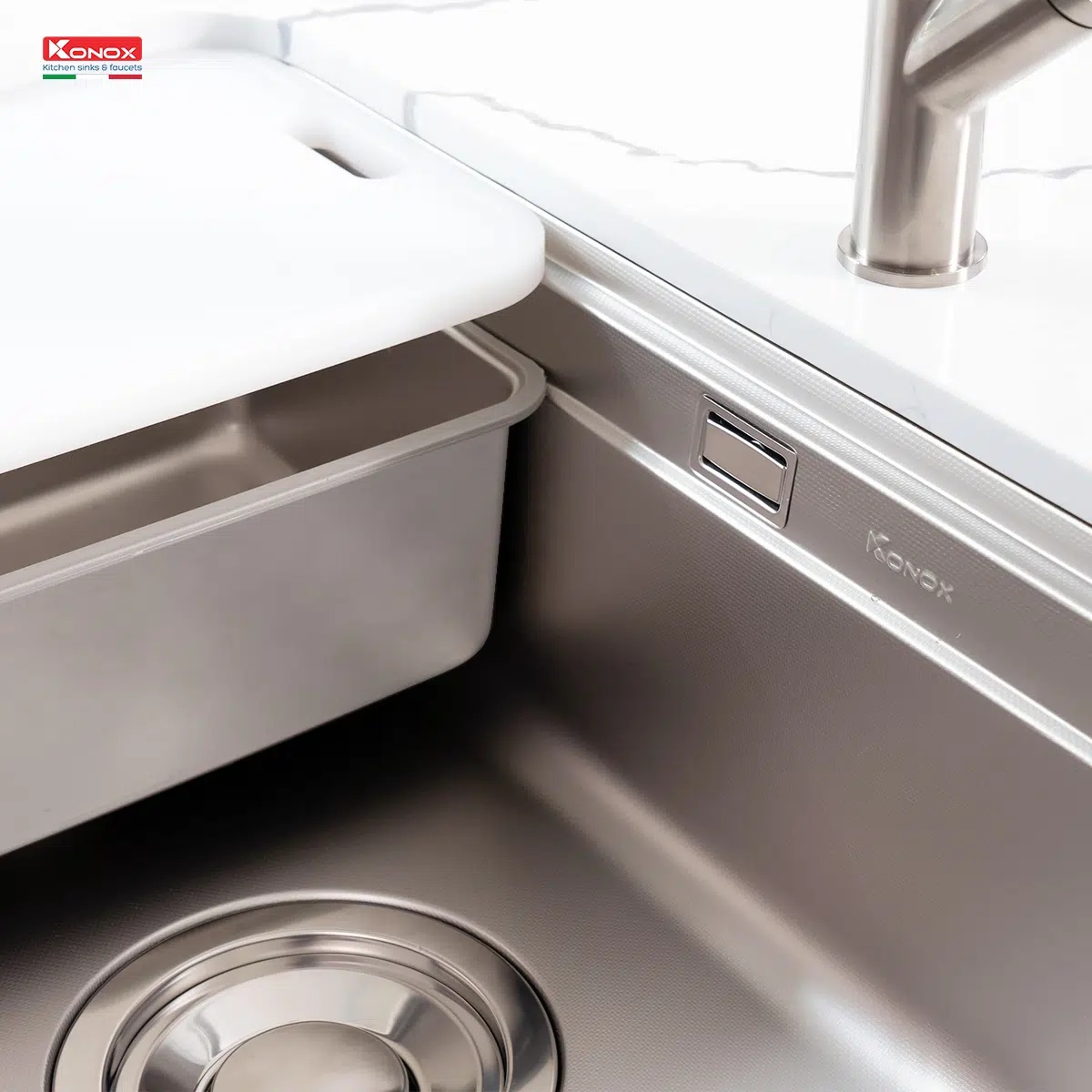 Chậu rửa bát 1 hố Konox KN8347SU Dekor Basic