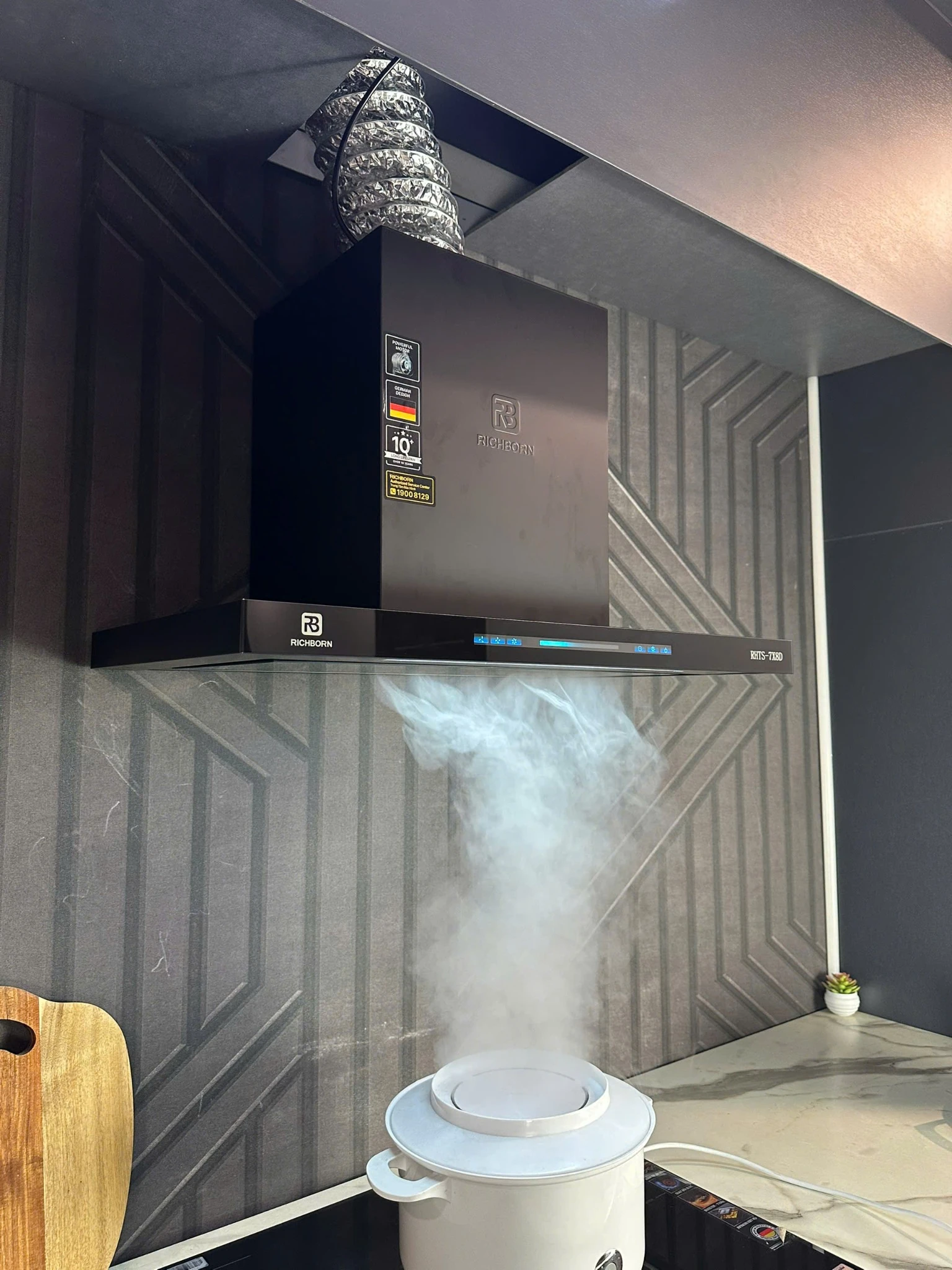 Máy hút mùi Richborn RHTS-7X8D