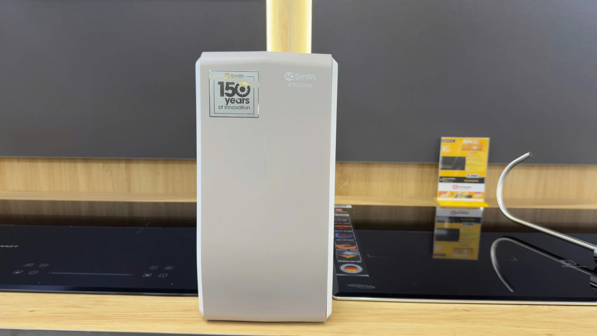 Máy lọc nước A.O Smith R700Slim Máy lọc nước A.O Smith R700Slim