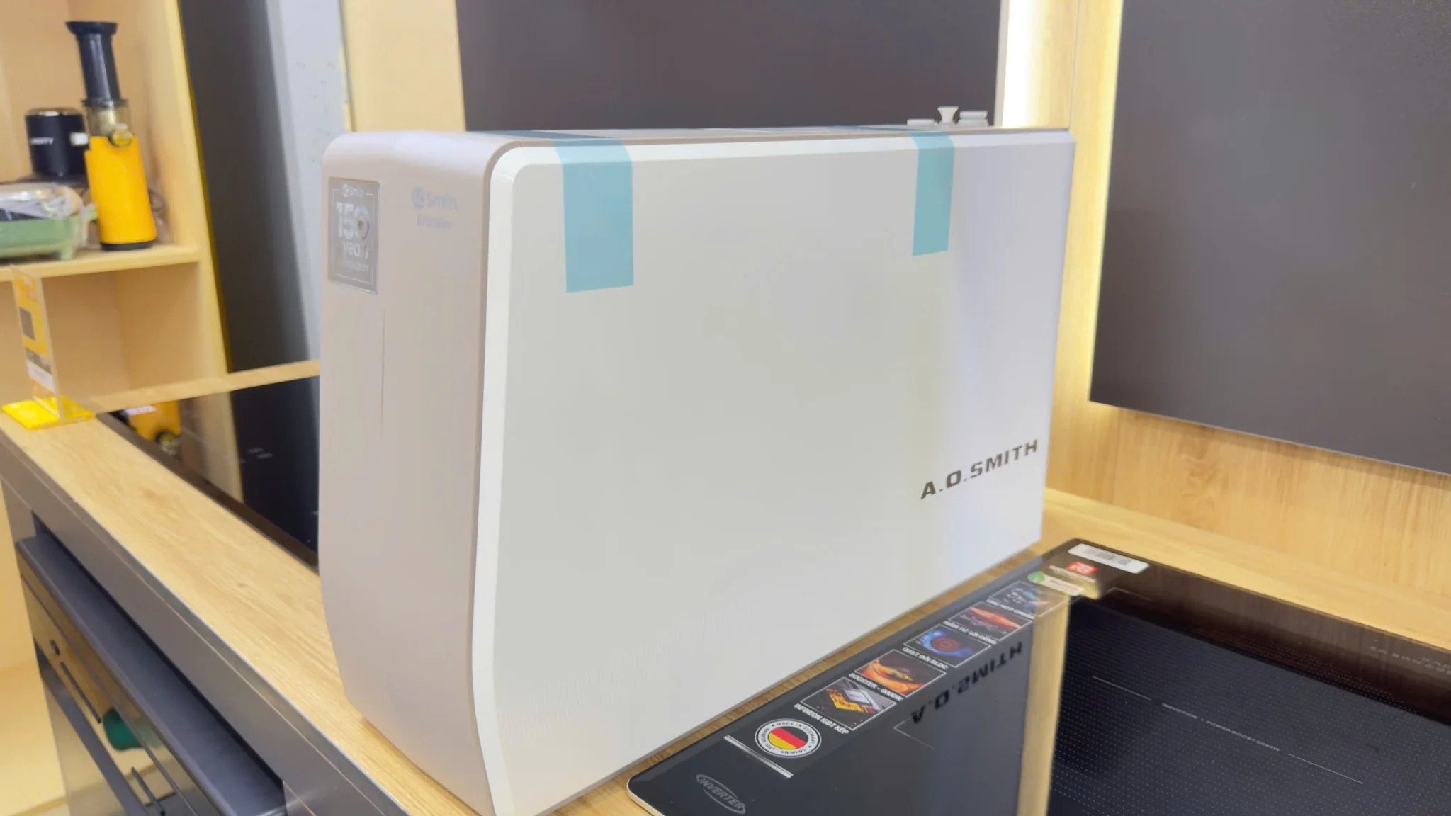 May loc nuoc A.O Smith R700Slim Anh thuc te 6