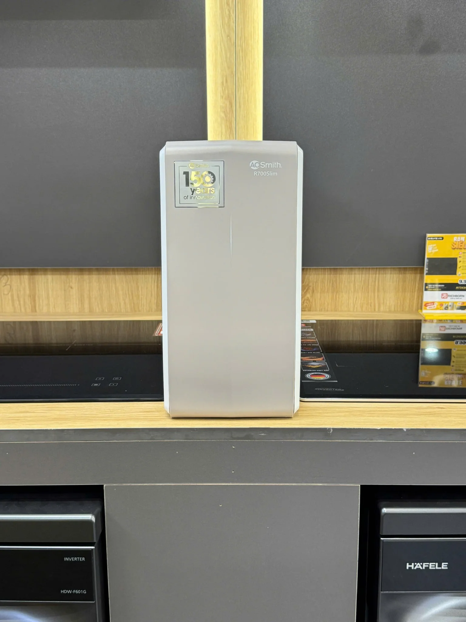 May loc nuoc A.O Smith R700Slim Anh thuc te 7